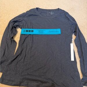 Gray Long Sleeve Ladies Tee NWT